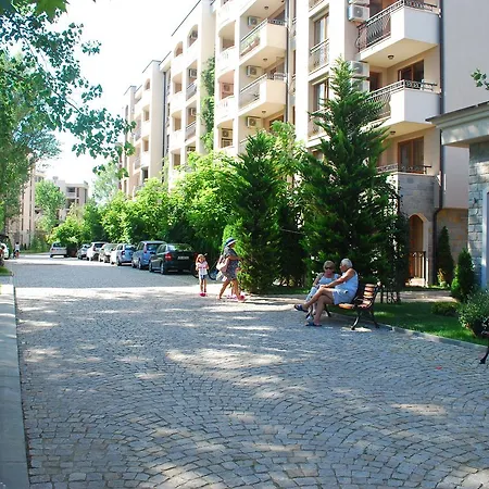 тwo Bedroom Children Friendly Appartamento Sunny Beach